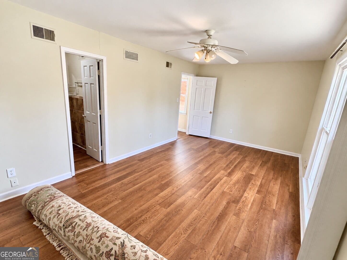2 bedroom, 2 bathroom, 1,400 sq ft single family residence for sale at 1945 Harts Mill Road, Atlanta, GA 30341 — photo 8