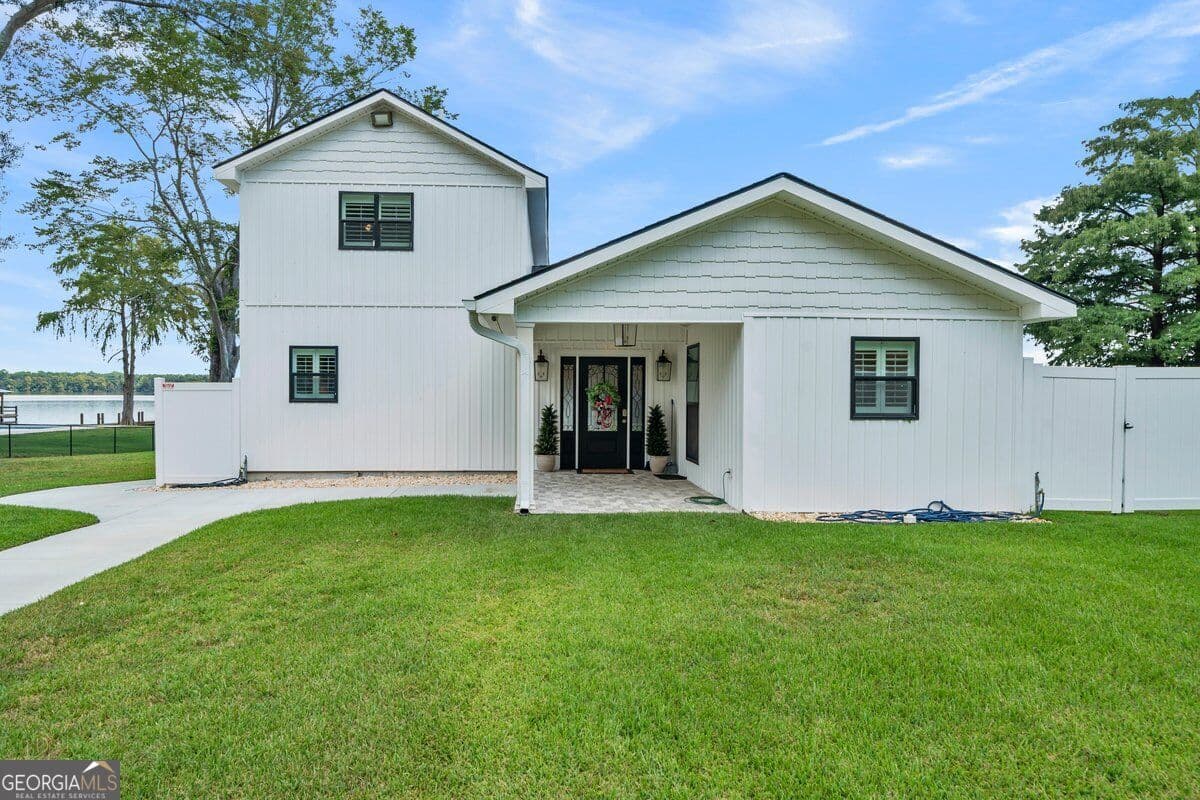 3 bedroom, 4 bathroom, 2,152 sq ft single family residence for sale at 138 Cantey Drive, Cobb, GA 31735