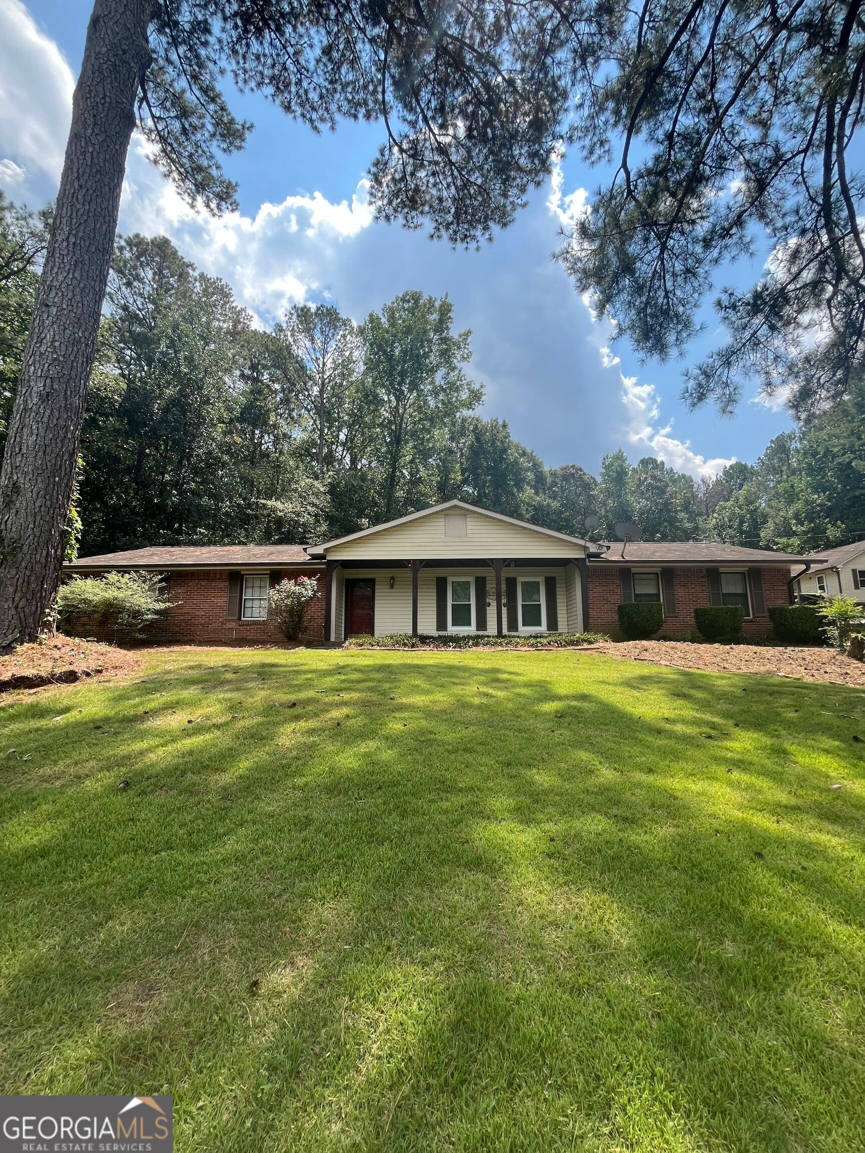3 bedroom, 2 bathroom, 1,444 sq ft single family residence for rent at 6570 Jones Road, South Fulton, GA 30349 for $1,850 a month — photo 2