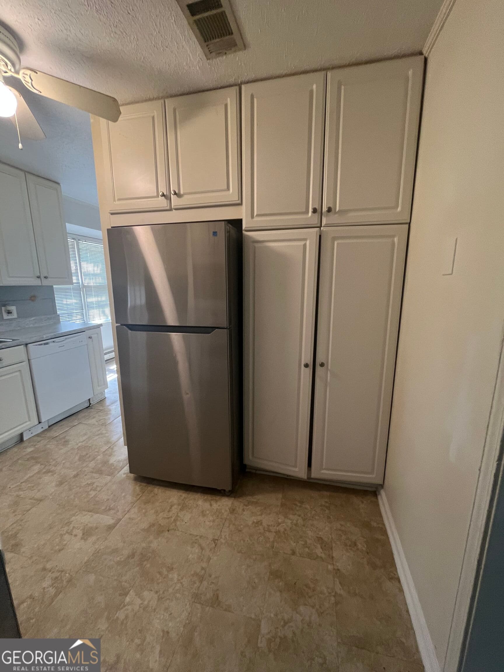 3 bedroom, 2 bathroom, 1,444 sq ft single family residence for rent at 6570 Jones Road, South Fulton, GA 30349 for $1,850 a month — photo 8