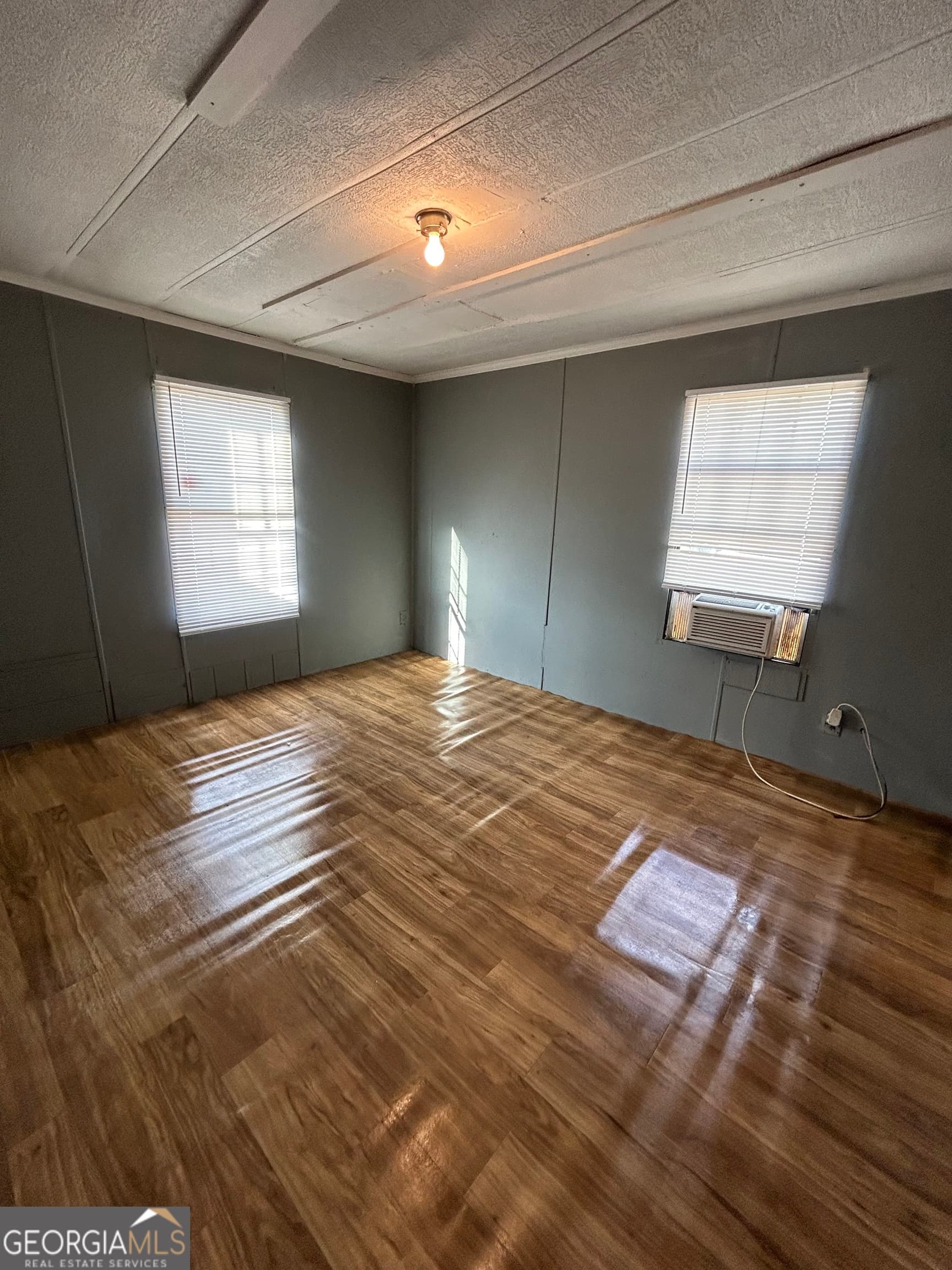 3 bedroom, 2 bathroom, 1,496 sq ft manufactured home,single family residence for sale at 100 Greenview Drive, Mcdonough, GA 30253 — photo 9