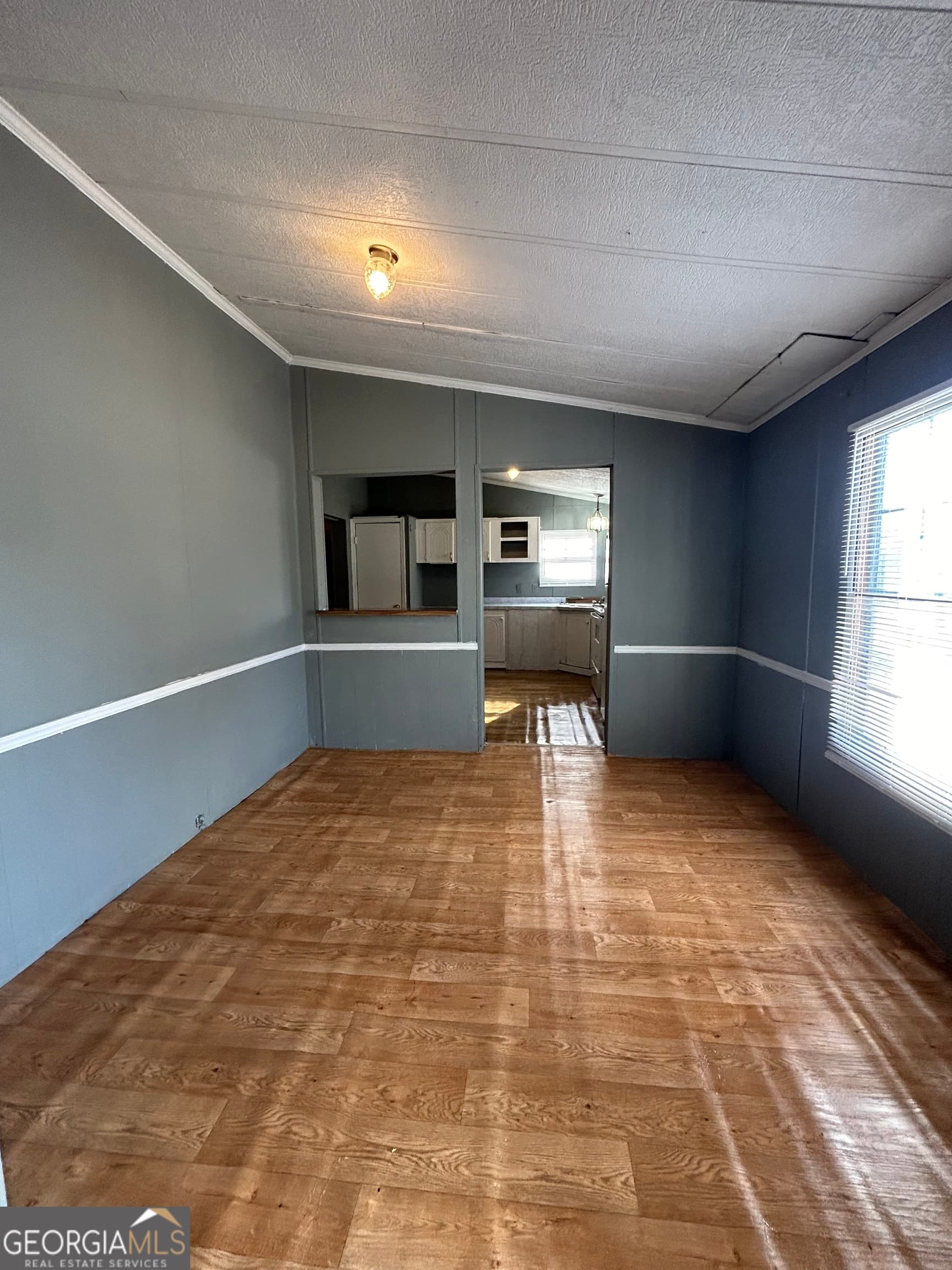 3 bedroom, 2 bathroom, 1,496 sq ft manufactured home,single family residence for sale at 100 Greenview Drive, Mcdonough, GA 30253 — photo 4