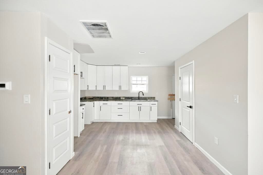 3 bedroom, 1.5 bathroom, 1,000 sq ft single family residence for sale at 2991 Deeb Drive, Macon, GA 31206 — photo 9