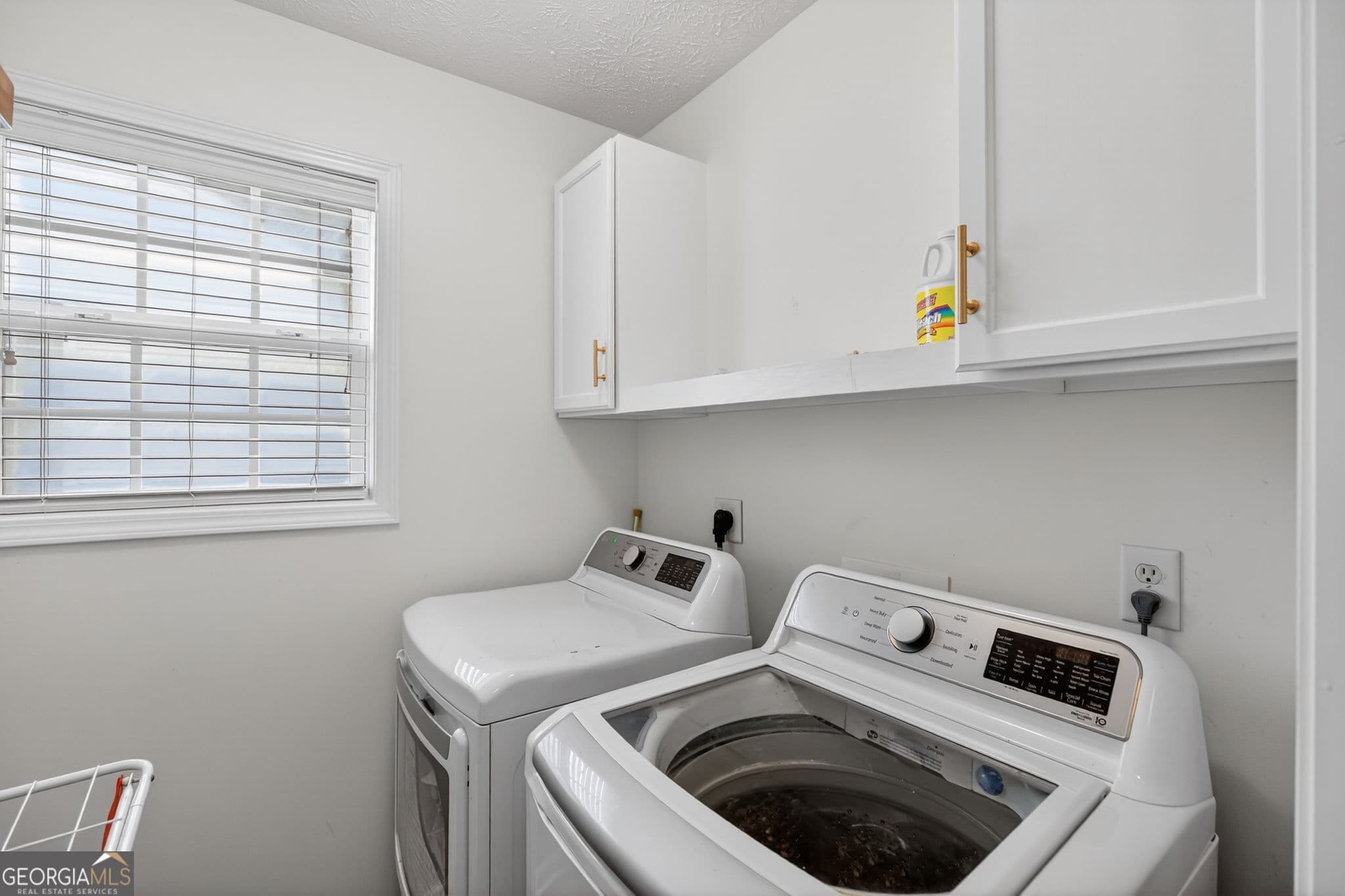3 bedroom, 2.5 bathroom, 3,040 sq ft single family residence for sale at 310 Berkley Drive, Villa Rica, GA 30180 — photo 10