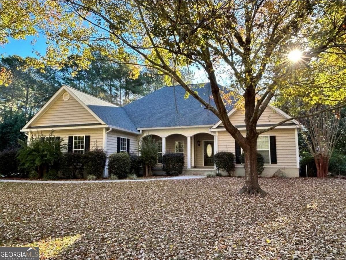 4 bedroom, 2 bathroom, 2,216 sq ft single family residence sold at 7415 W Northgate Drive, Tifton, GA 31794