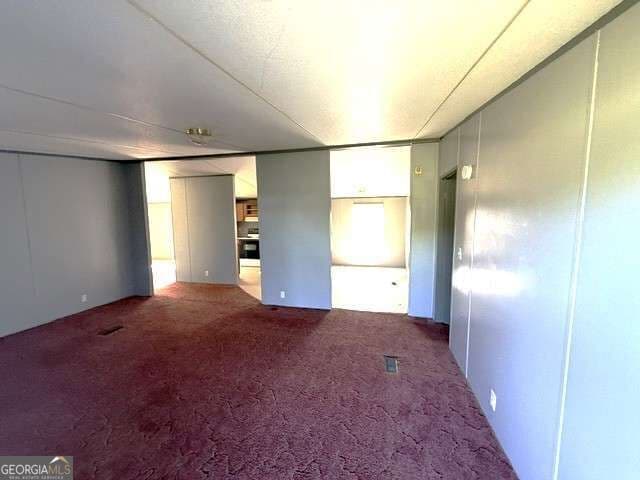 3 bedroom, 2 bathroom, 1,820 sq ft single family residence for sale at 120 Meadowhill, Ocilla, GA 31774 — photo 2