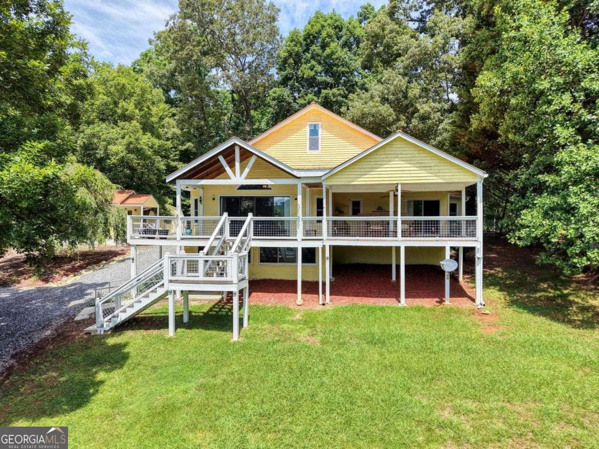 4 bedroom, 3.5 bathroom, 3,106 sq ft cabin,single family residence for sale at 602+557 Hidden Pines Court 1 + 10, Hiawassee, GA 30546 — photo 2