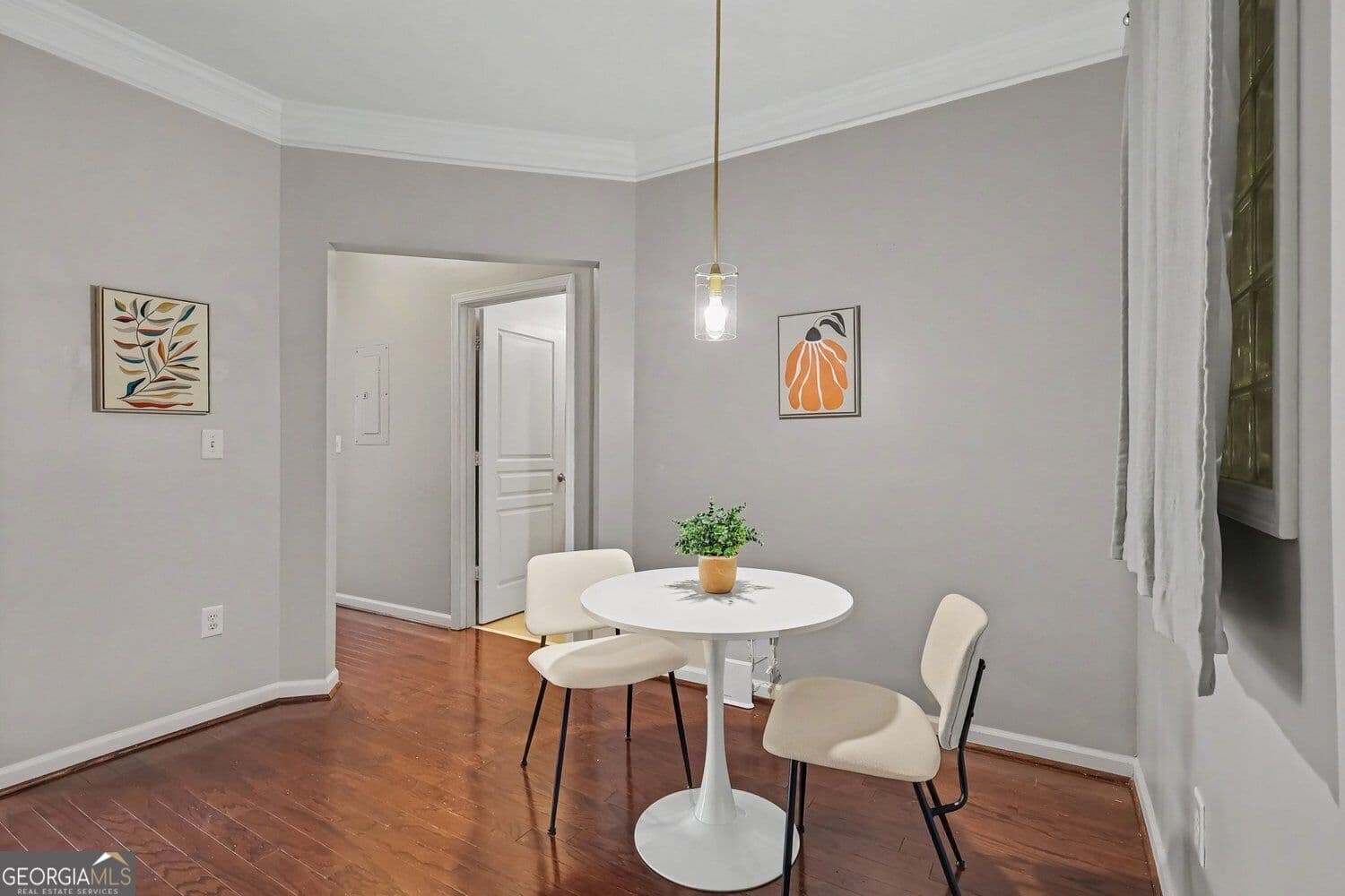 1 bedroom, 1 bathroom, 754 sq ft condominium for sale at 10 Perimeter Summit Boulevard 4320, Atlanta, GA 30319 — photo 2