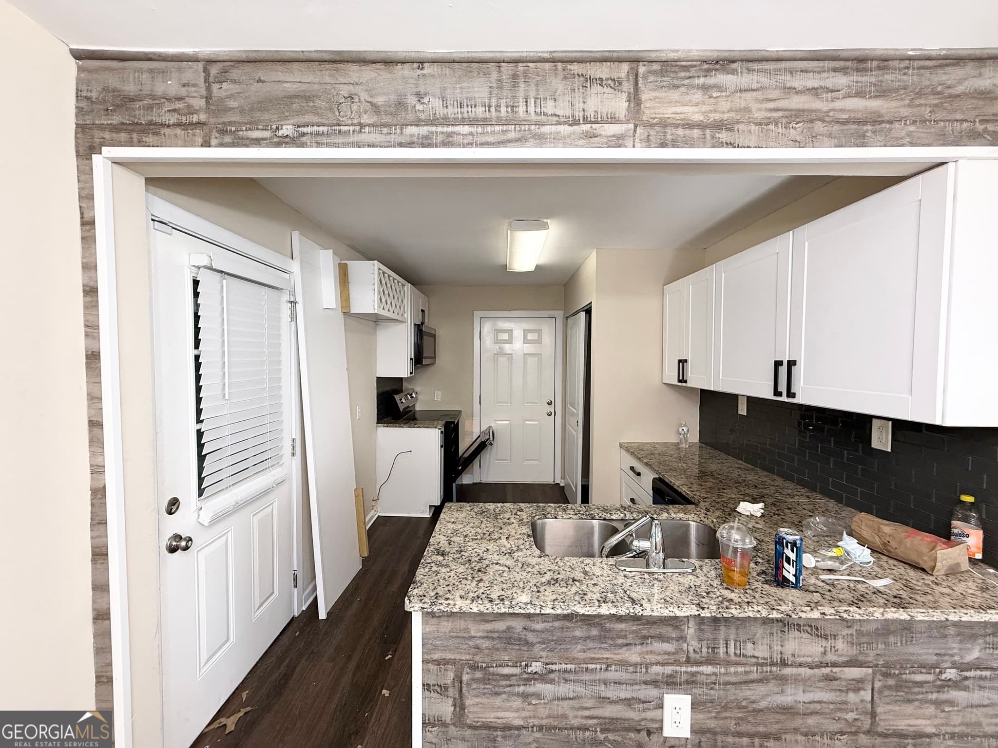 3 bedroom, 2 bathroom, 1,955 sq ft single family residence for sale at 1722 Mcclelland Avenue, East Point, GA 30344 — photo 5