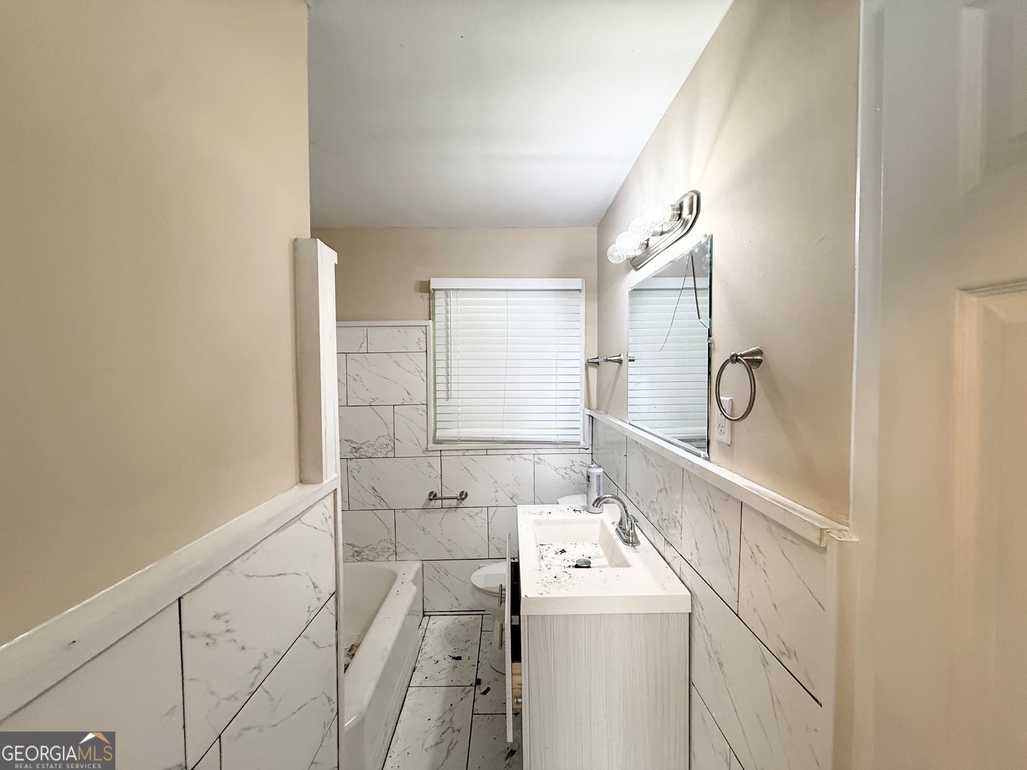 3 bedroom, 2 bathroom, 1,955 sq ft single family residence for sale at 1722 Mcclelland Avenue, East Point, GA 30344 — photo 10