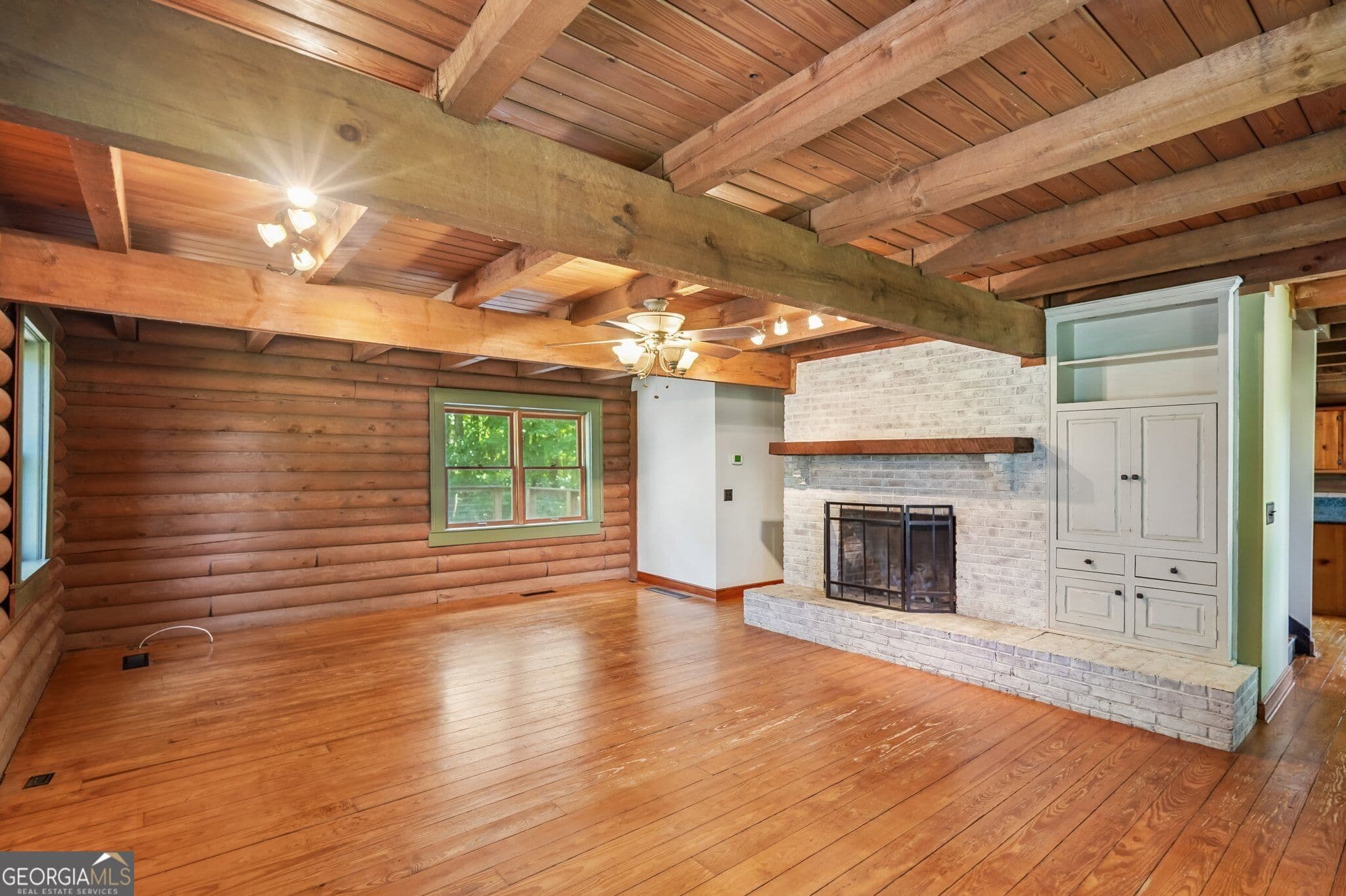 4 bedroom, 3.5 bathroom, 2,402 sq ft cabin,single family residence for sale at 479 Jim Starr Road, Newnan, GA 30263 — photo 9