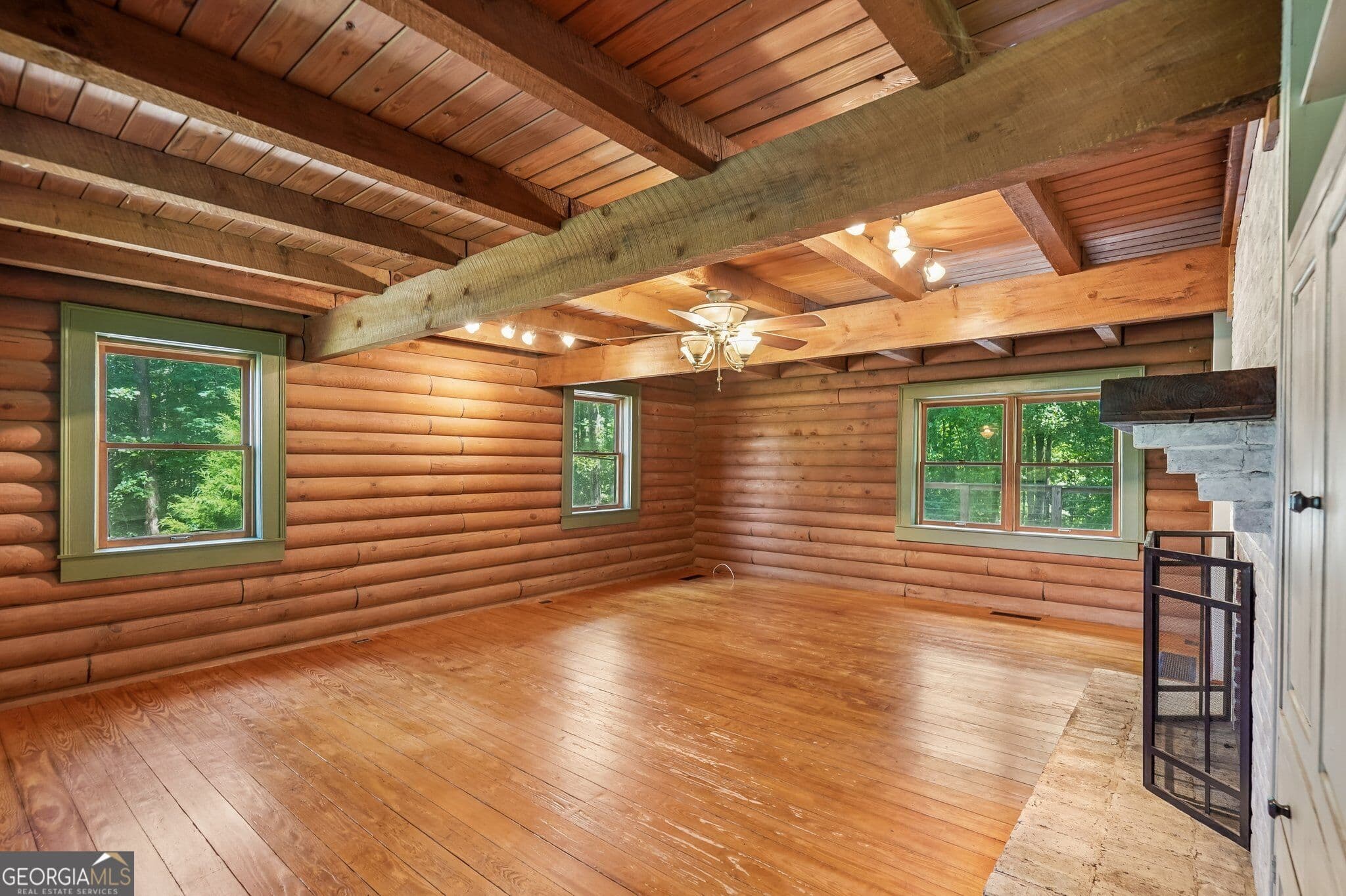 4 bedroom, 3.5 bathroom, 2,402 sq ft cabin,single family residence for sale at 479 Jim Starr Road, Newnan, GA 30263 — photo 8