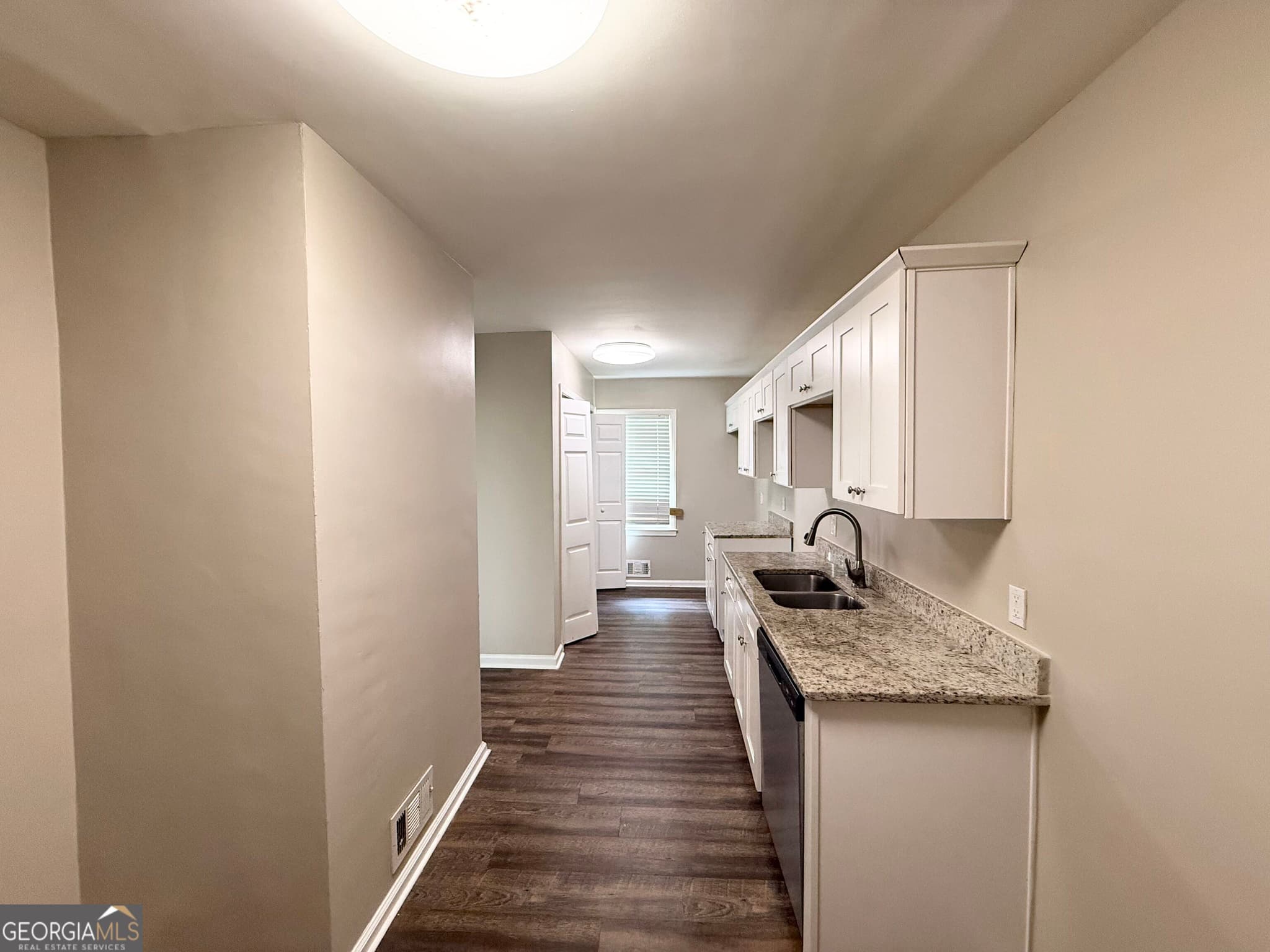 4 bedroom, 1.5 bathroom, 1,130 sq ft single family residence for sale at 2886 Belleau Lane, Atlanta, GA 30316 — photo 4