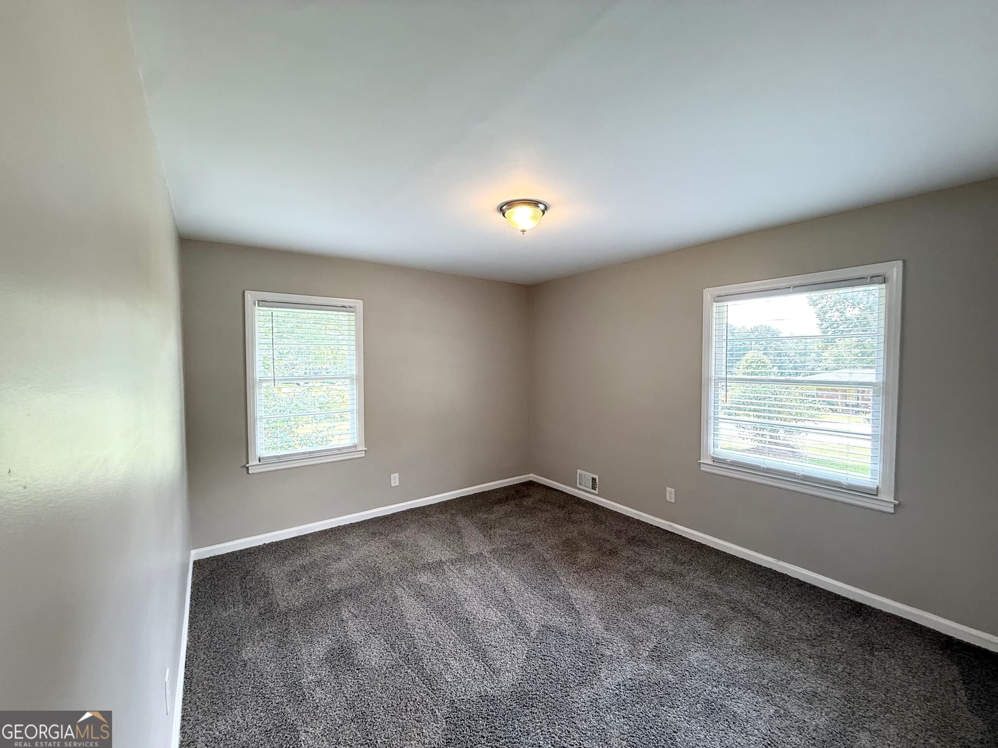 4 bedroom, 1.5 bathroom, 1,130 sq ft single family residence for sale at 2886 Belleau Lane, Atlanta, GA 30316 — photo 8