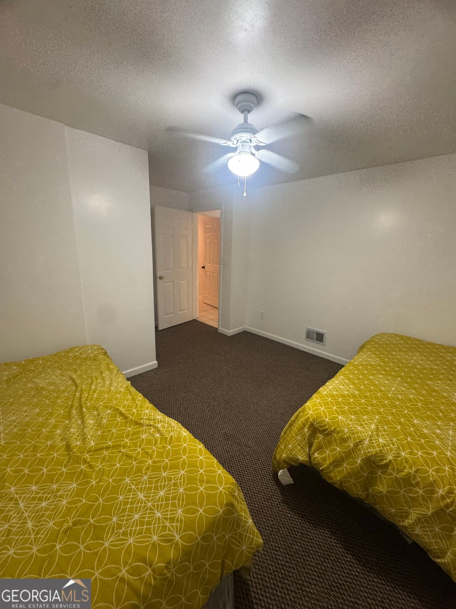 1 bedroom, 1 bathroom, 600 sq ft single family residence for rent at 6084 Riveroak, College Park, GA 30349 for $1,500 a month — photo 6