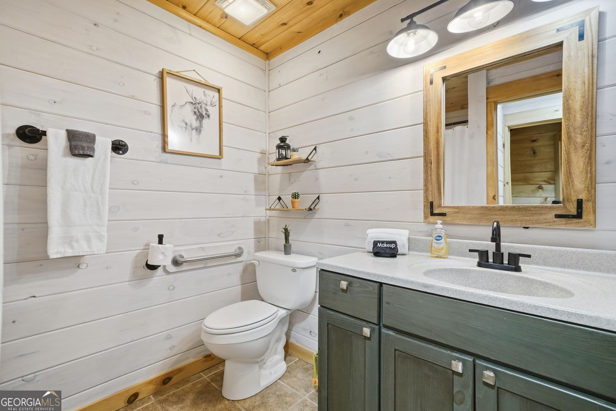 4 bedroom, 3 bathroom, 1,820 sq ft cabin,single family residence for sale at 31 The Kings Court, Cherry Log, GA 30522 — photo 9