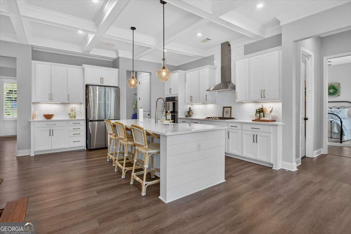 6 bedroom, 4.5 bathroom, 4,768 sq ft single family residence for sale at 757 Bridgeview Drive, Canton, GA 30115 — photo 2