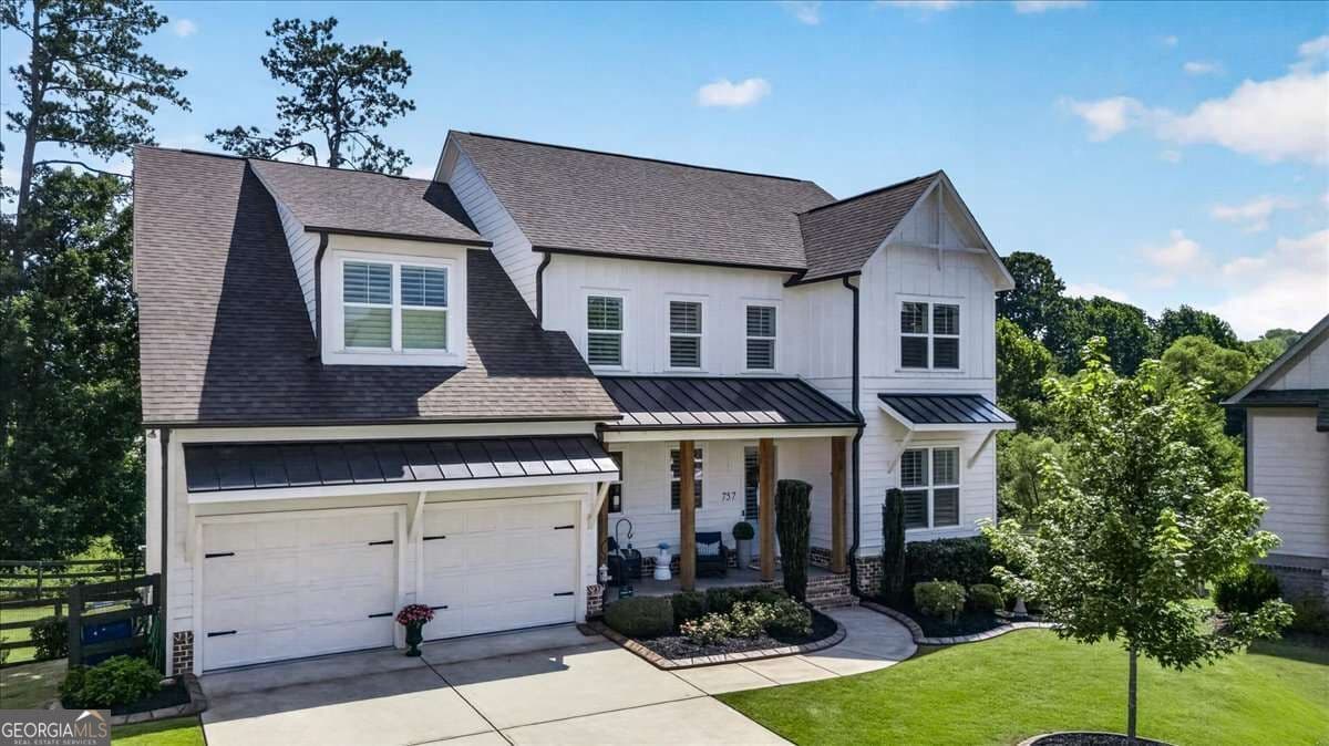 6 bedroom, 4.5 bathroom, 4,768 sq ft single family residence for sale at 757 Bridgeview Drive, Canton, GA 30115 — photo 6