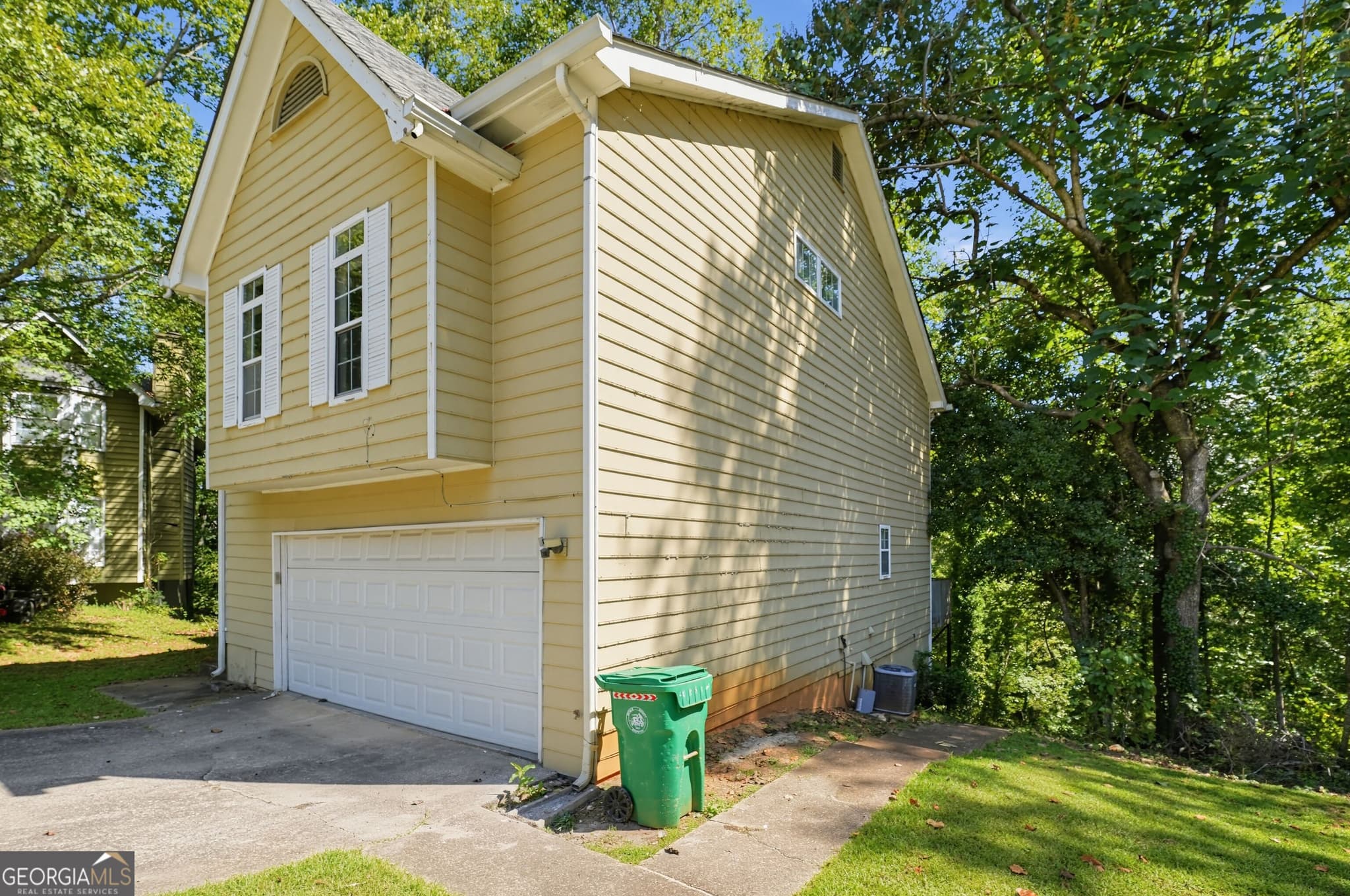 3 bedroom, 2.5 bathroom, 1,612 sq ft single family residence for sale at 1207 Tyne Way, Stone Mountain, GA 30088 — photo 6