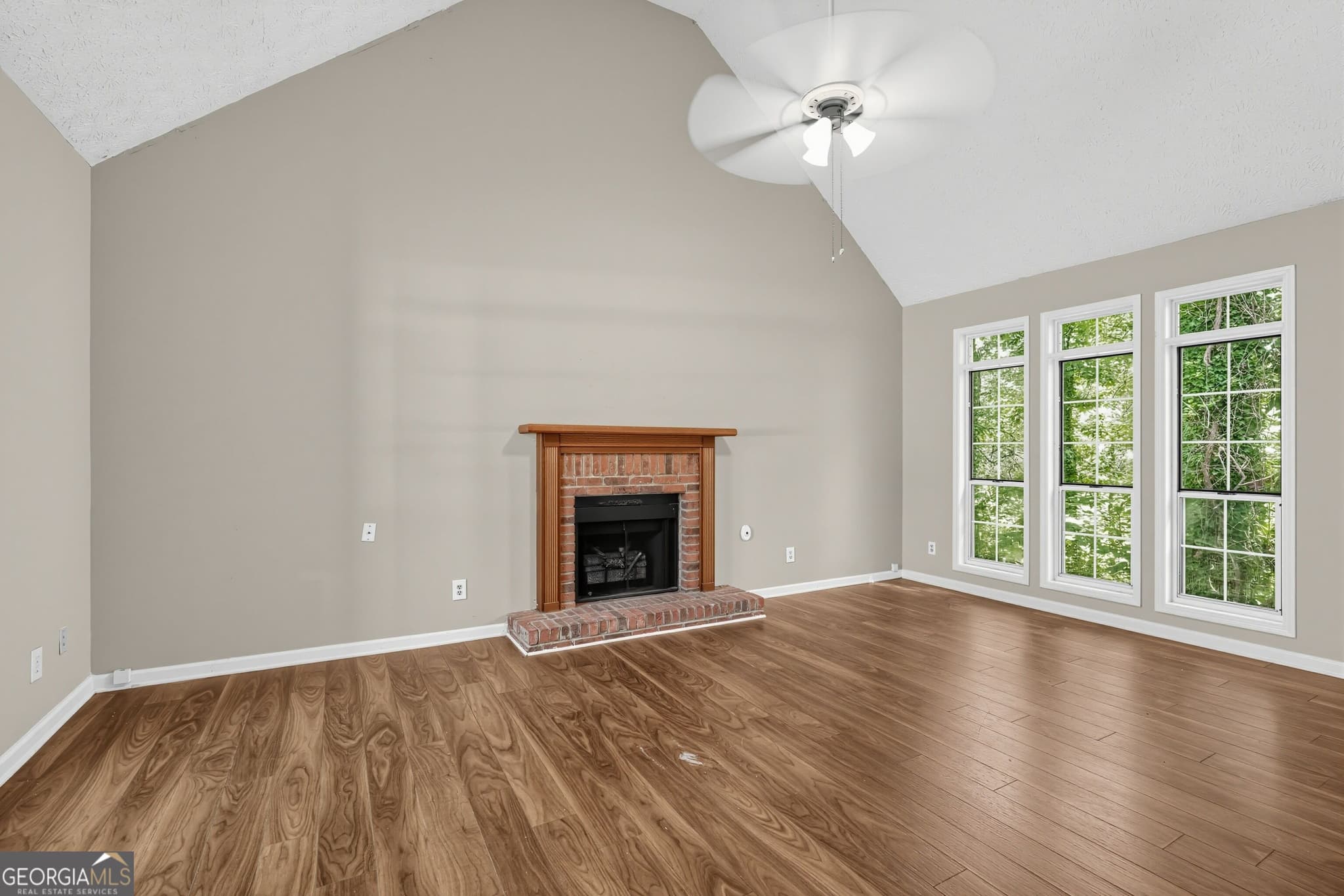 3 bedroom, 2.5 bathroom, 1,612 sq ft single family residence for sale at 1207 Tyne Way, Stone Mountain, GA 30088 — photo 7