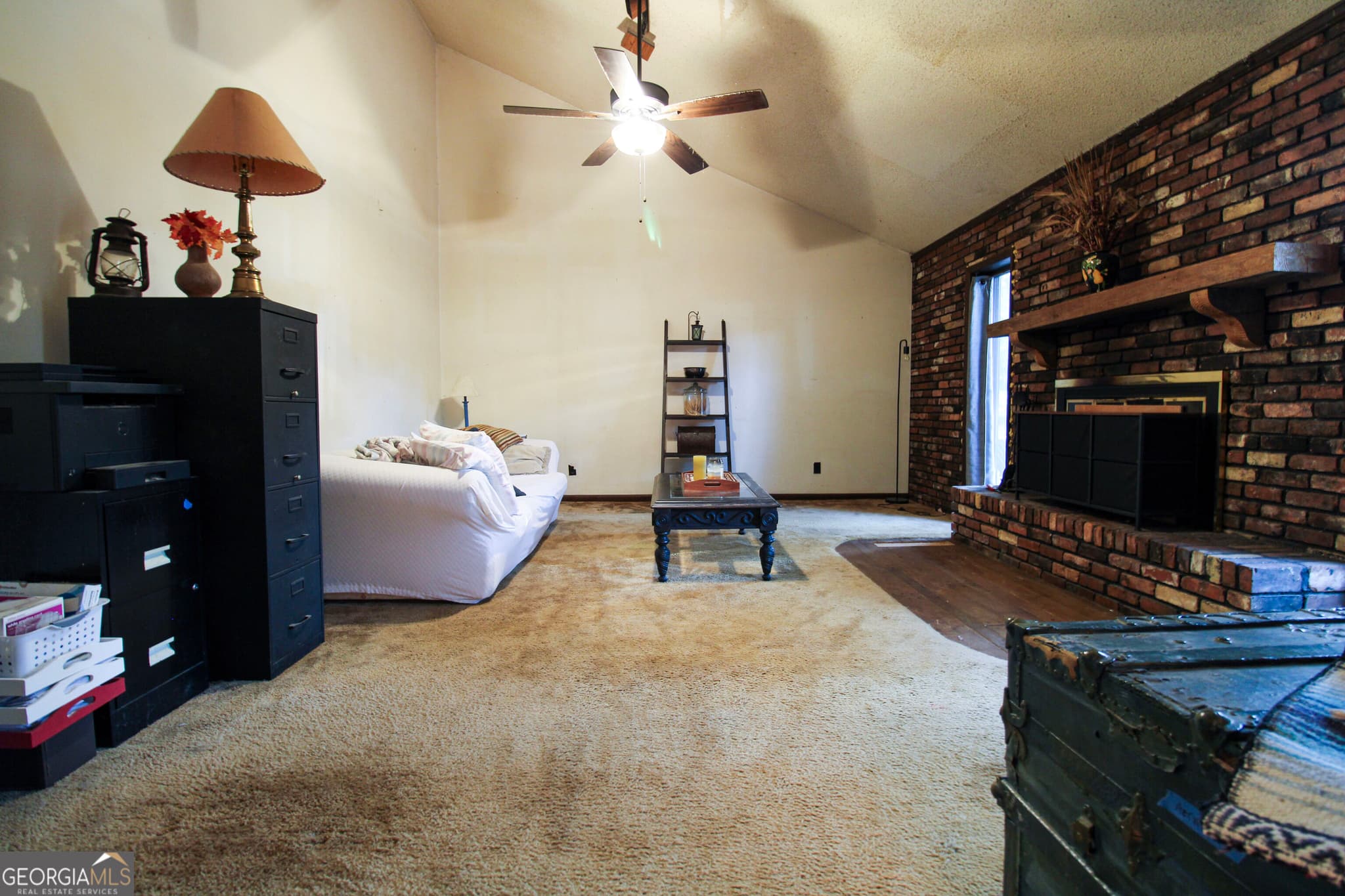 3 bedroom, 2.5 bathroom, 1,922 sq ft single family residence for sale at 122 Joy Drive, Warner Robins, GA 31088 — photo 3