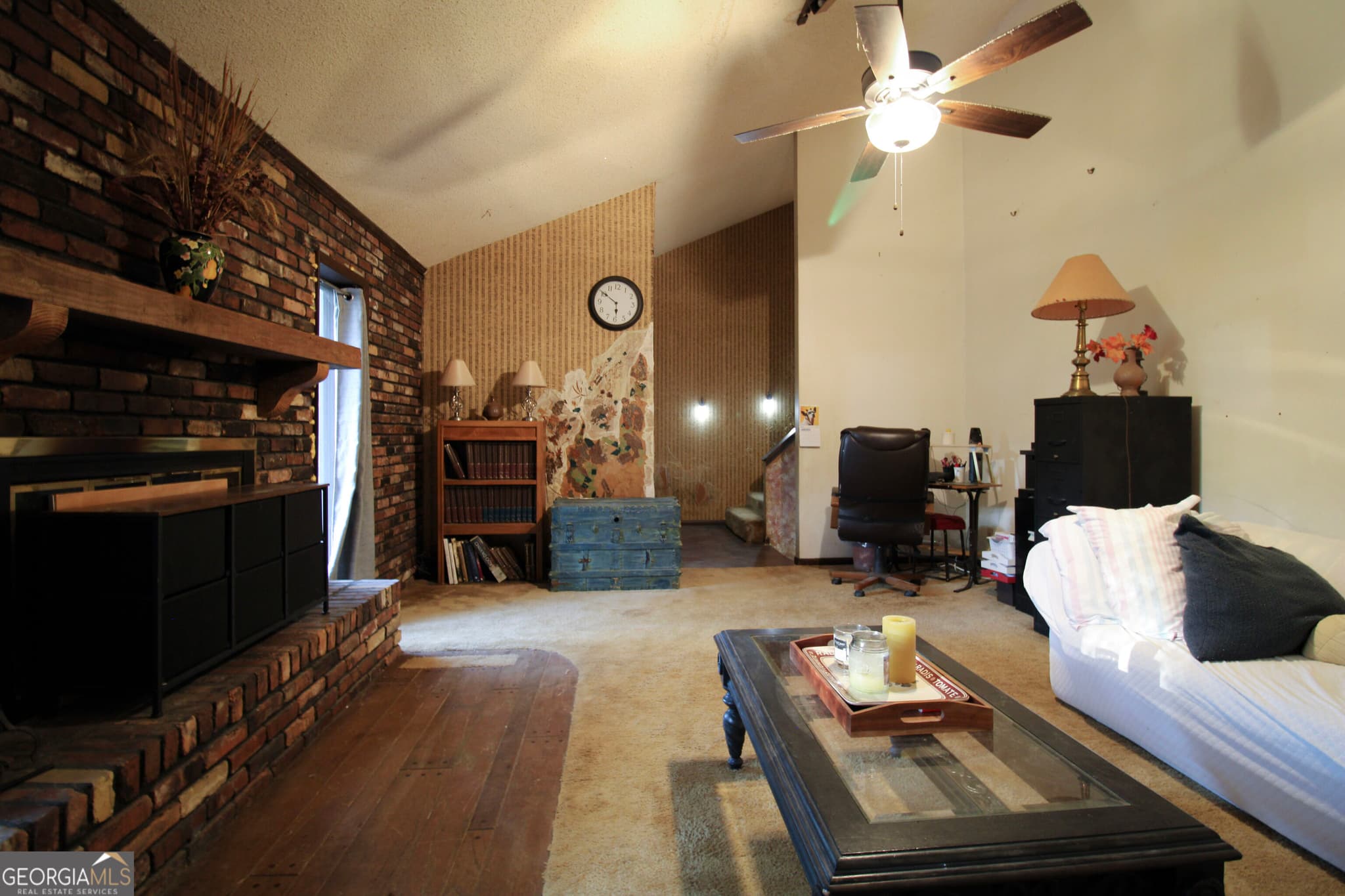 3 bedroom, 2.5 bathroom, 1,922 sq ft single family residence for sale at 122 Joy Drive, Warner Robins, GA 31088 — photo 4