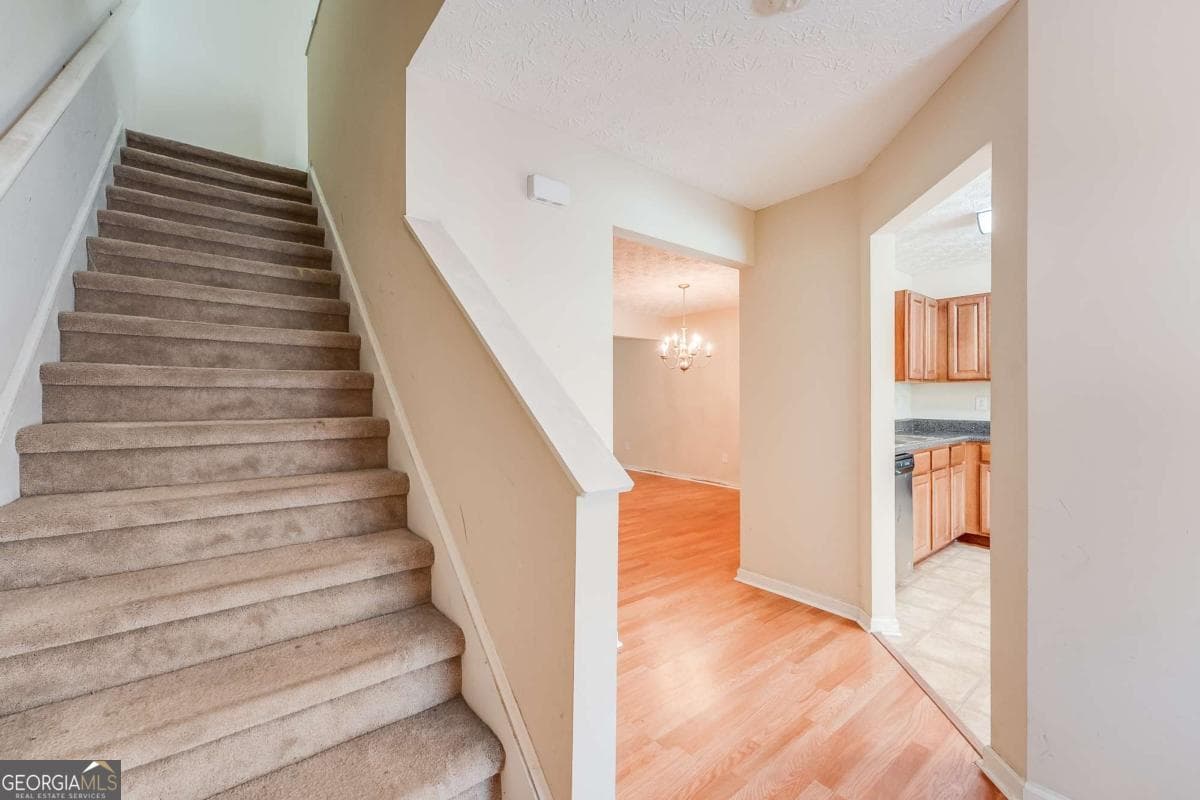 3 bedroom, 2.5 bathroom, 1,560 sq ft townhouse for sale at 3542 Waldrop Trail, Decatur, GA 30034 — photo 3