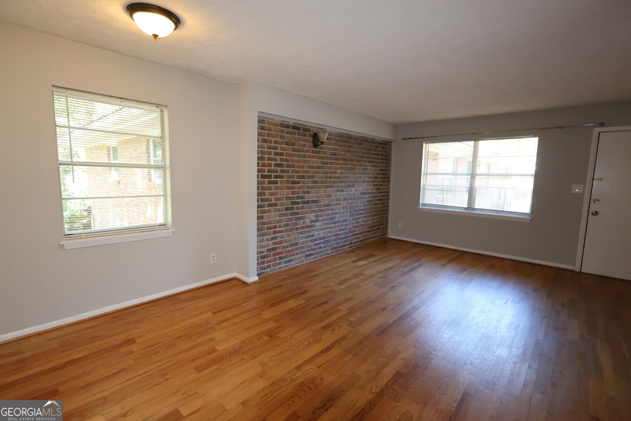 2 bedroom, 1 bathroom, 924 sq ft condominium for rent at 606 Coventry Road 4, Decatur, GA 30030 for $1,600 a month — photo 1 of 15
