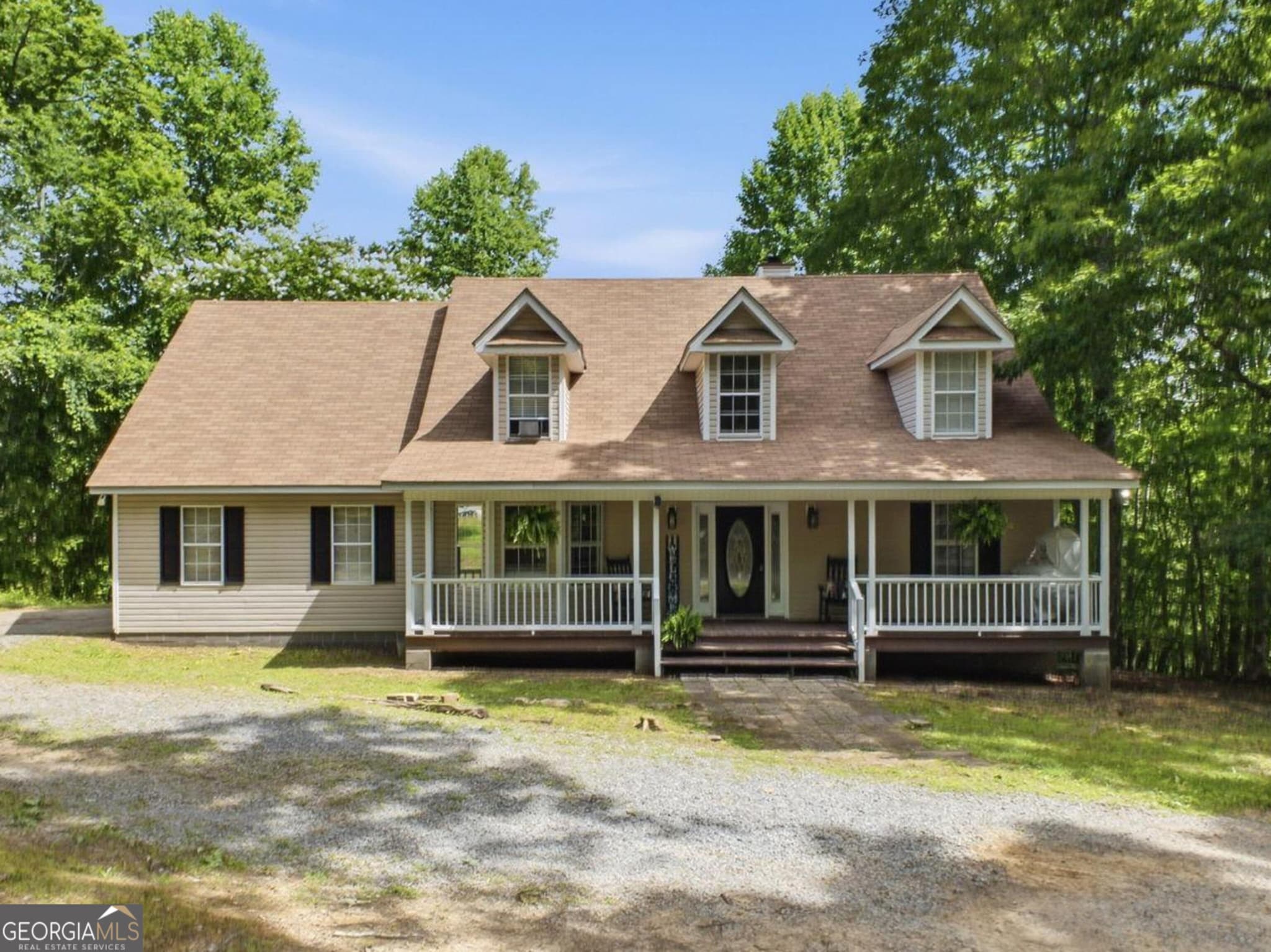 3 bedroom, 2.5 bathroom, 1,998 sq ft single family residence for sale at 596 Riverhaven Lane, Menlo, GA 30731