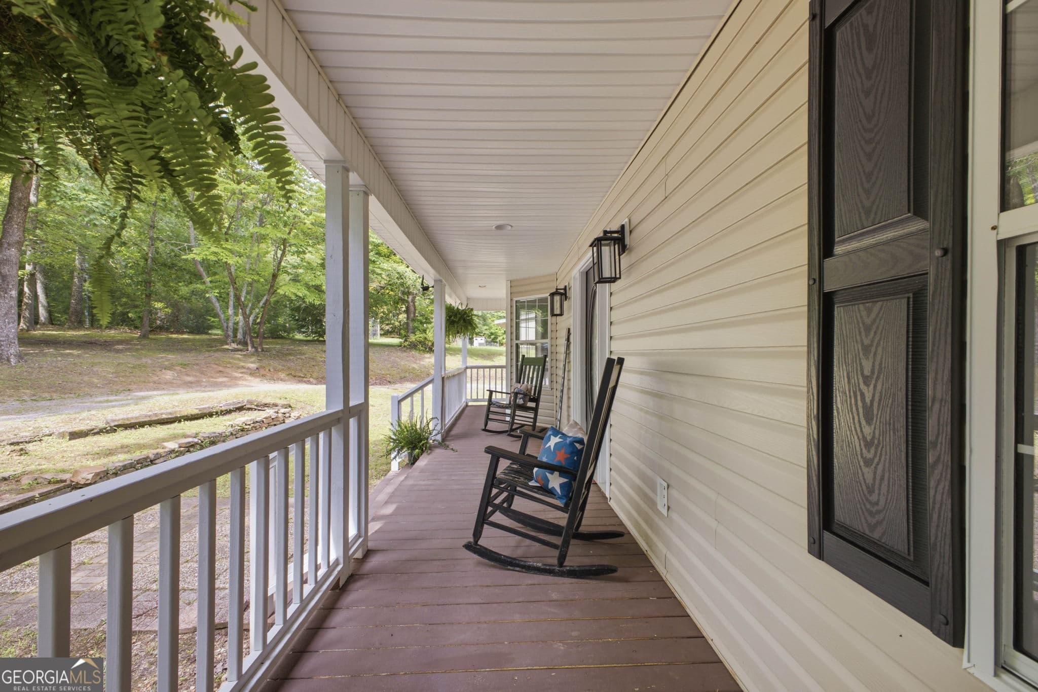 3 bedroom, 2.5 bathroom, 1,998 sq ft single family residence for sale at 596 Riverhaven Lane, Menlo, GA 30731 — photo 4