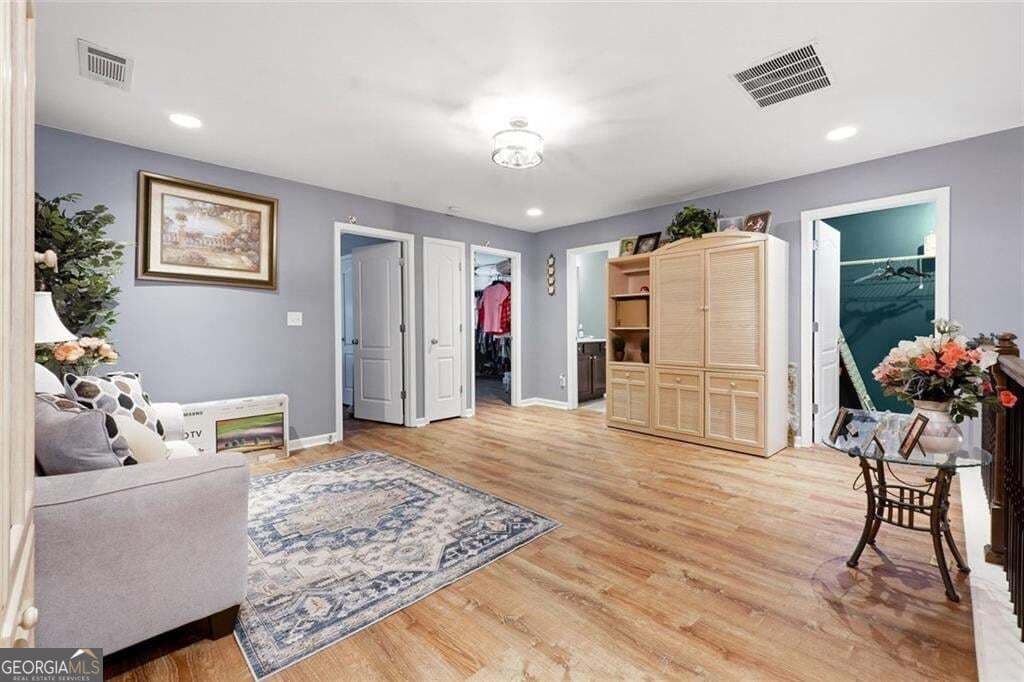 3 bedroom, 2.5 bathroom, 2,000 sq ft townhouse for sale at 5058 Whiteoak Street, Smyrna, GA 30080 — photo 10