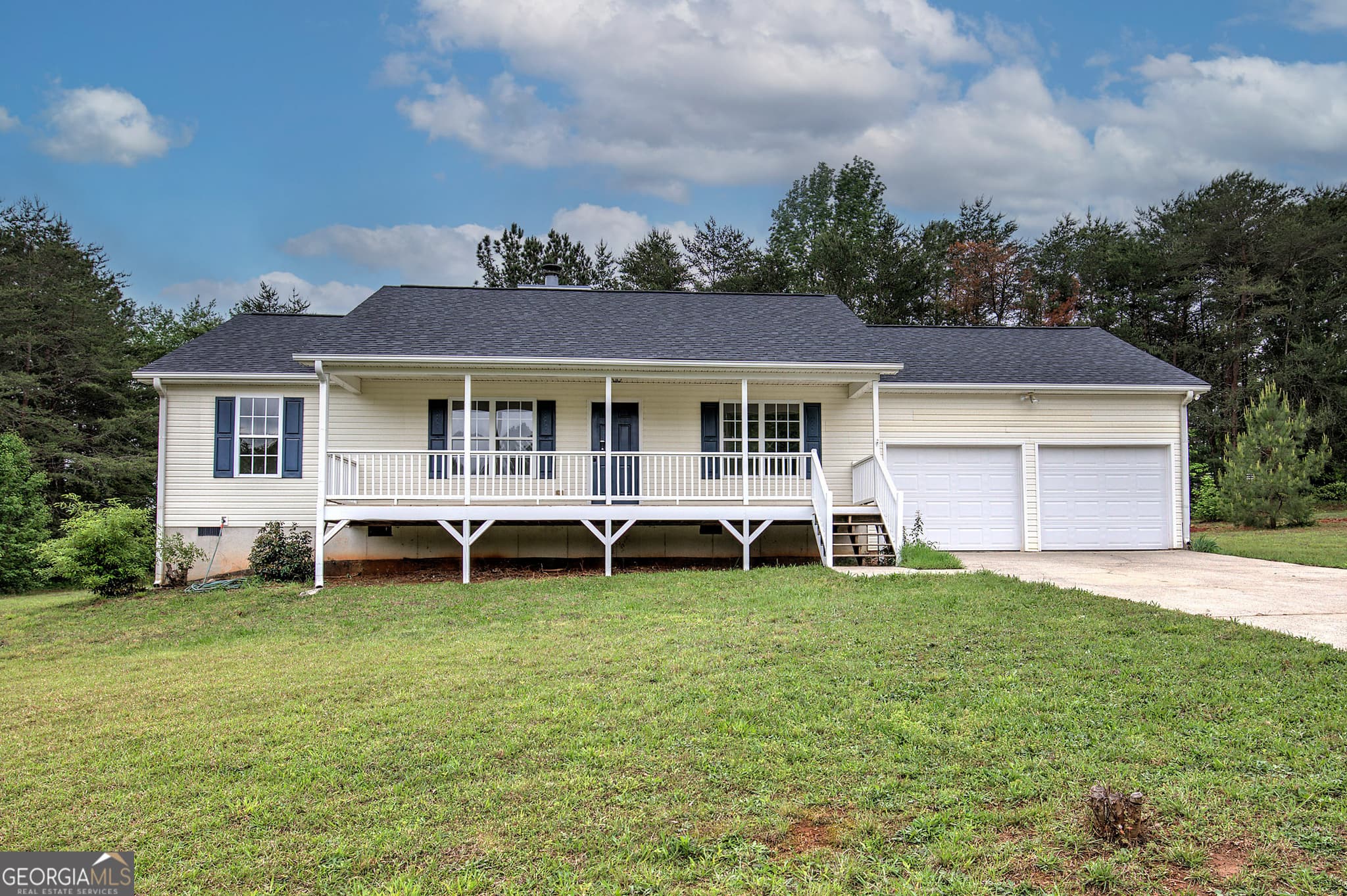 3 bedroom, 2 bathroom, 1,204 sq ft single family residence sold at 10 Mill View Court, Adairsville, GA 30103