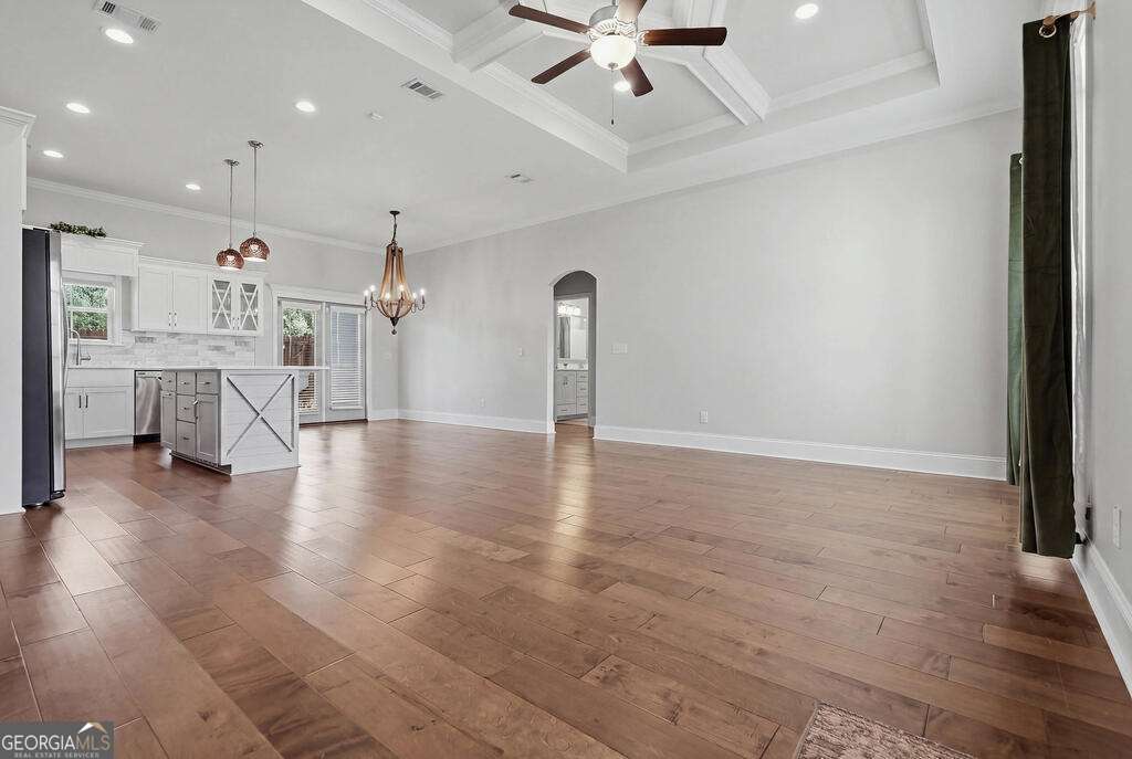 3 bedroom, 2 bathroom, 1,805 sq ft single family residence for sale at 301 Findley Chase Lane, Tifton, GA 31794 — photo 6