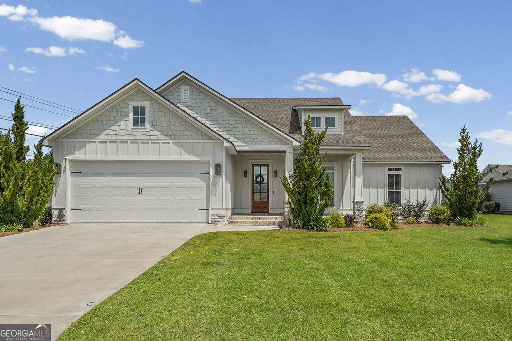 3 bedroom, 2 bathroom, 1,805 sq ft single family residence for sale at 301 Findley Chase Lane, Tifton, GA 31794