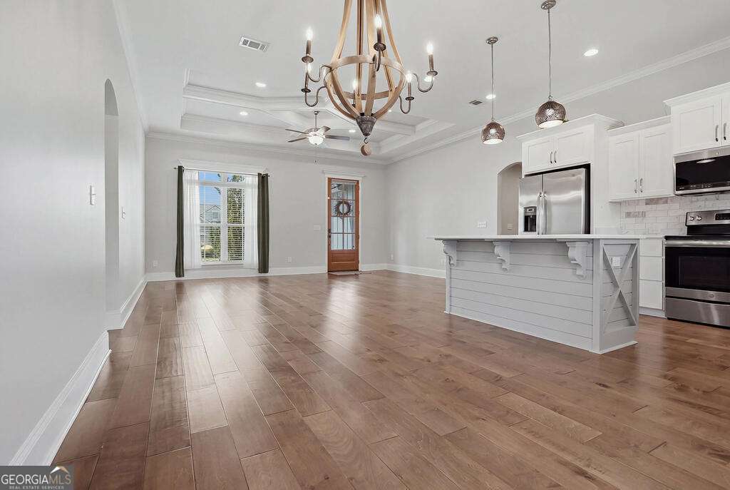 3 bedroom, 2 bathroom, 1,805 sq ft single family residence for sale at 301 Findley Chase Lane, Tifton, GA 31794 — photo 9