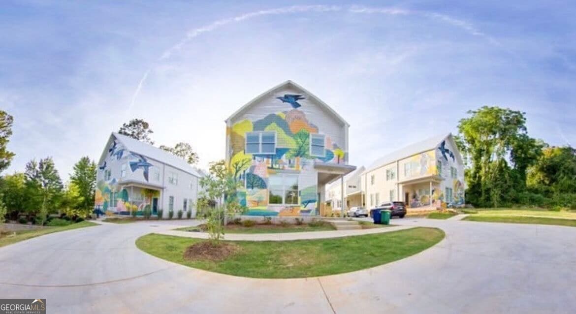3 bedroom, 3.5 bathroom, 2,140 sq ft single family residence for rent at 221 North Avenue, Athens, GA 30601 for $2,700 a month