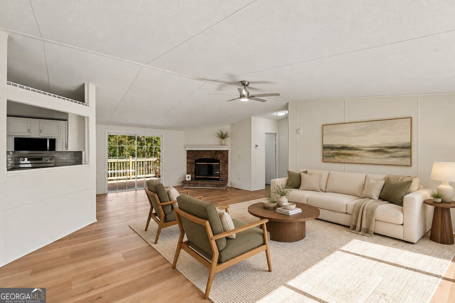 3 bedroom, 2 bathroom, 1,792 sq ft manufactured home,single family residence for sale at 117 Early Spring Court, Greenville, GA 30222 — photo 2
