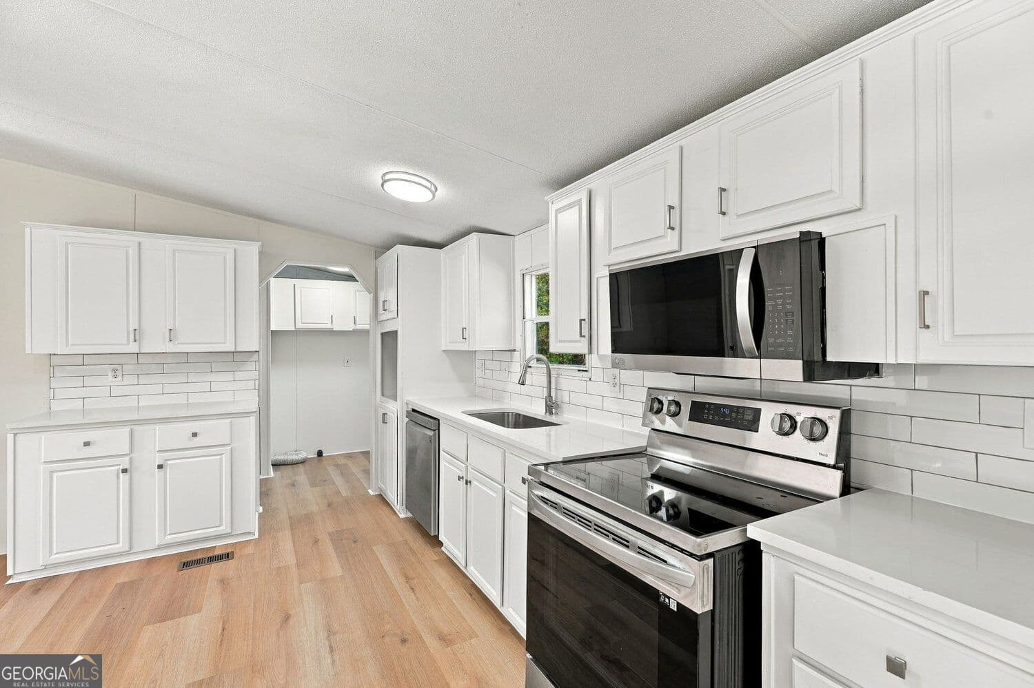 3 bedroom, 2 bathroom, 1,792 sq ft manufactured home,single family residence for sale at 117 Early Spring Court, Greenville, GA 30222 — photo 10