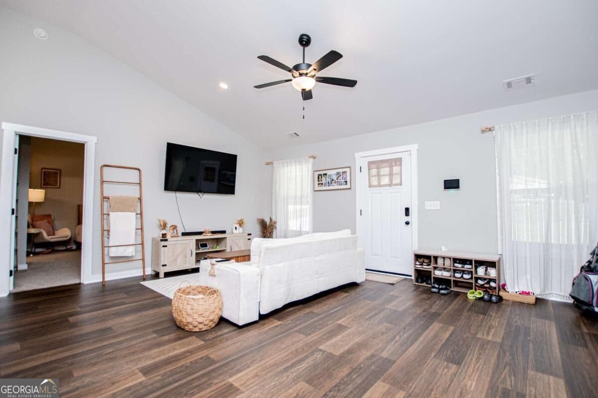 3 bedroom, 2 bathroom, 1,400 sq ft single family residence for sale at 165 N Carroll Street, Bowdon, GA 30108 — photo 10