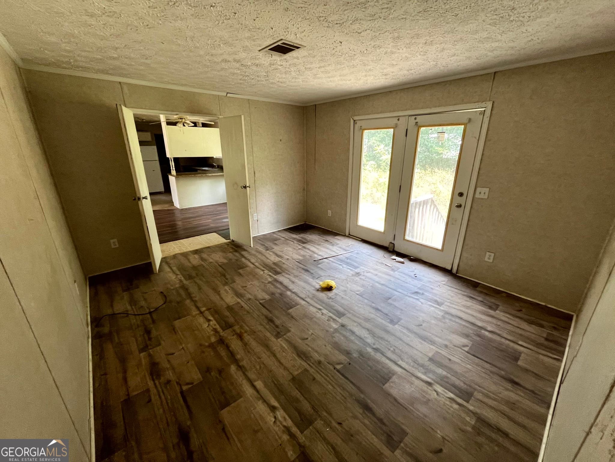4 bedroom, 2 bathroom, 2,016 sq ft manufactured home,single family residence for sale at 952 River Ridge Circle, Jesup, GA 31545 — photo 5