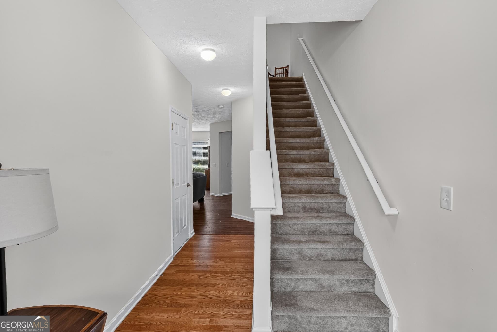 3 bedroom, 2.5 bathroom, 1,496 sq ft townhouse for sale at 6647 Splashwater Drive, Flowery Branch, GA 30542 — photo 4