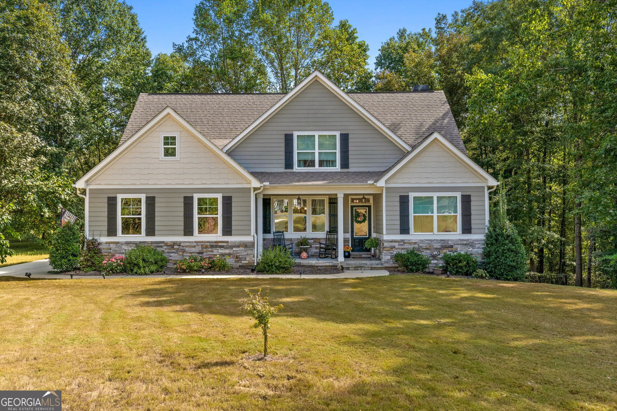 4 bedroom, 3 bathroom, 2,812 sq ft single family residence for sale at 210 Hidden Falls Wlk, Griffin, GA 30224