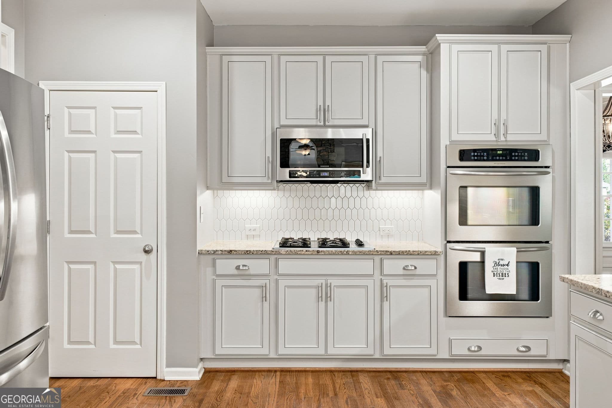 5 bedroom, 3.5 bathroom, 2,870 sq ft single family residence for sale at 44 Fallen Oak Drive, Dallas, GA 30132 — photo 9