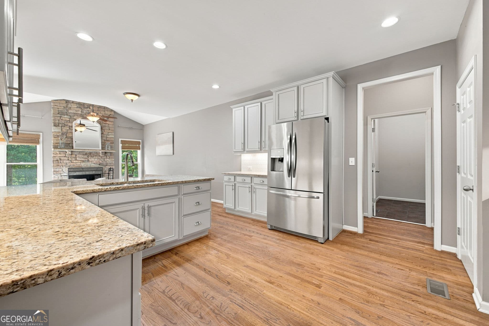 5 bedroom, 3.5 bathroom, 2,870 sq ft single family residence for sale at 44 Fallen Oak Drive, Dallas, GA 30132 — photo 10