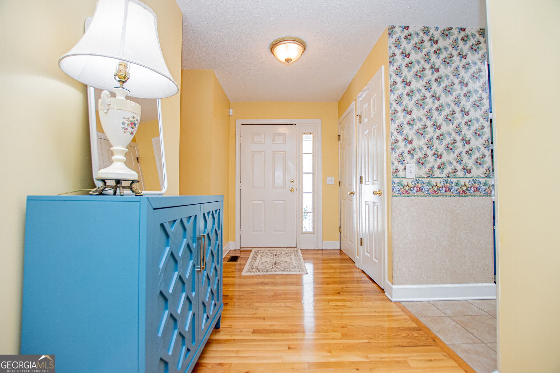 3 bedroom, 2 bathroom, 2,526 sq ft single family residence for sale at 10 Mountain Oaks Drive, Carrollton, GA 30116 — photo 8