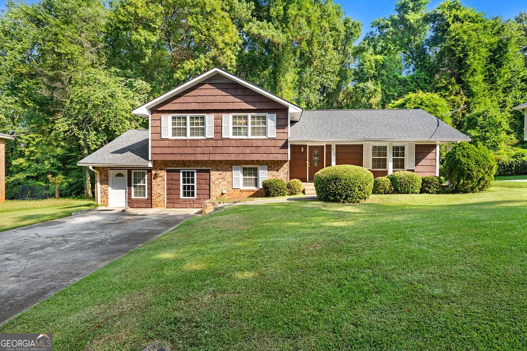 4 bedroom, 3 bathroom, 1,746 sq ft single family residence for rent at 4772 Wildginger Run, Lithonia, GA 30038 for $1,850 a month — photo 1 of 1