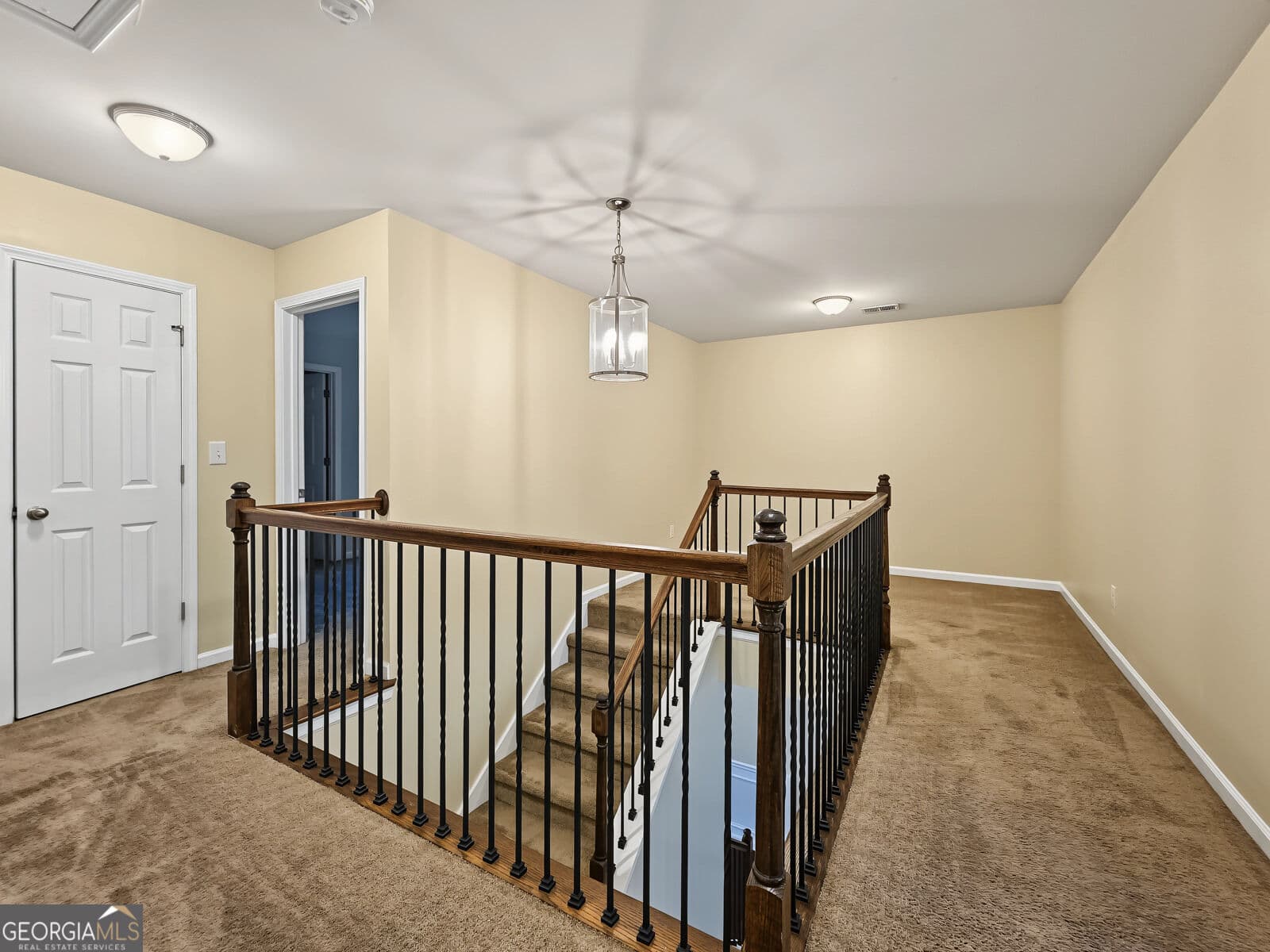 3 bedroom, 2.5 bathroom, 2,028 sq ft townhouse for rent at 5751 Peltier Trace, Norcross, GA 30093 for $2,395 a month — photo 8