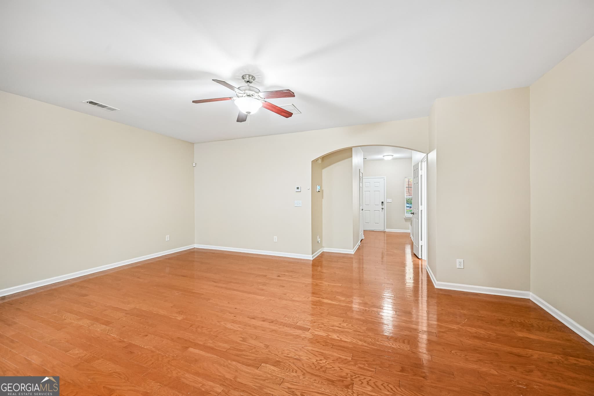 3 bedroom, 2.5 bathroom, 1,644 sq ft townhouse for sale at 2061 Meadow Peak Road, Duluth, GA 30097 — photo 6