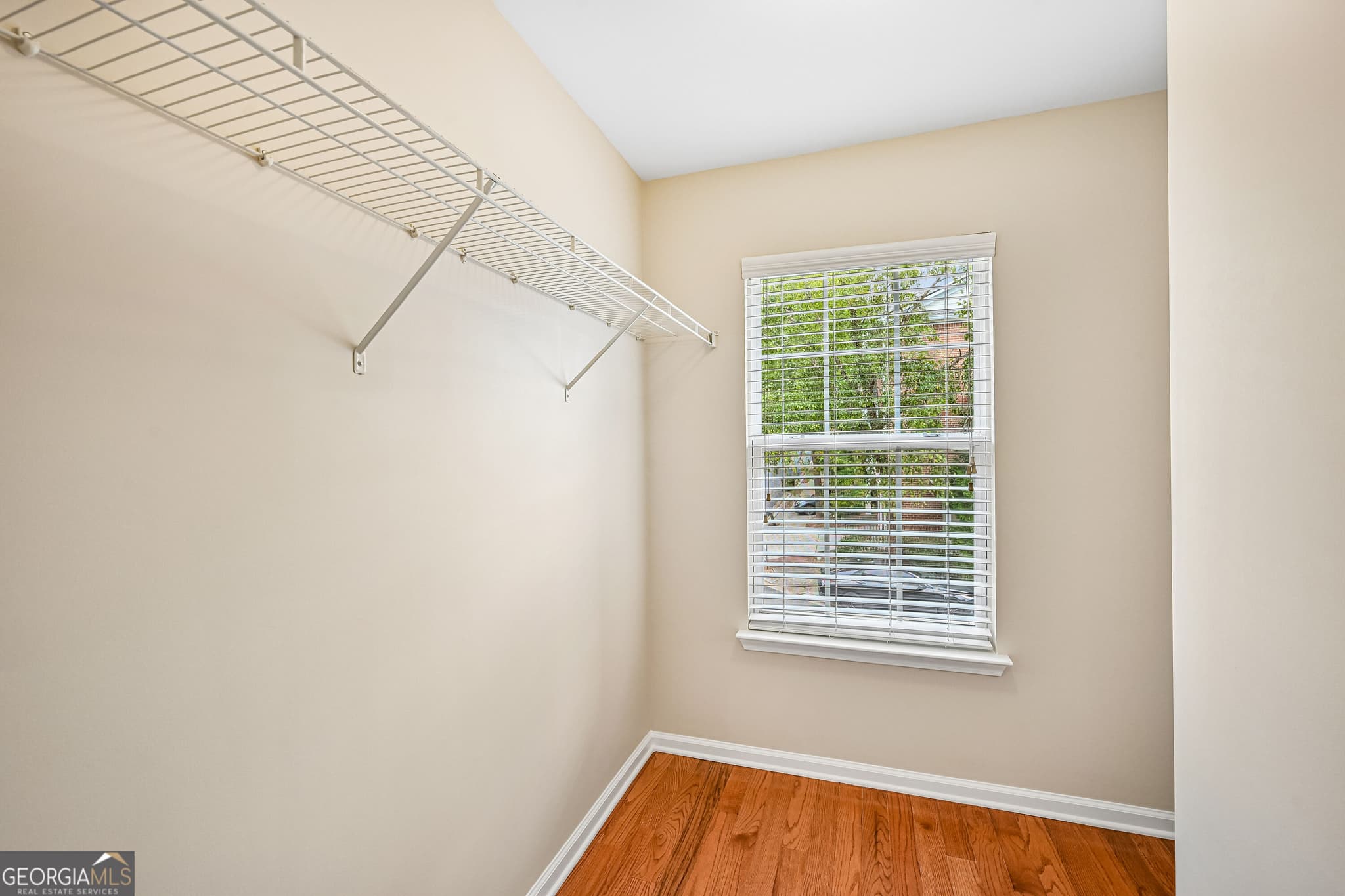 3 bedroom, 2.5 bathroom, 1,644 sq ft townhouse for sale at 2061 Meadow Peak Road, Duluth, GA 30097 — photo 9