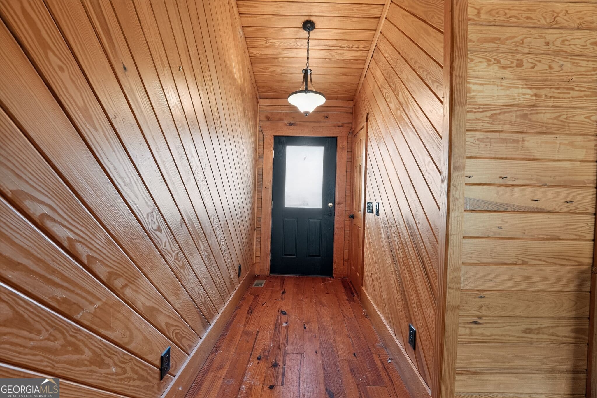2 bedroom, 3 bathroom, 2,036 sq ft single family residence under contract at 1293 Pine Ridge Drive, Claxton, GA 30417 — photo 6